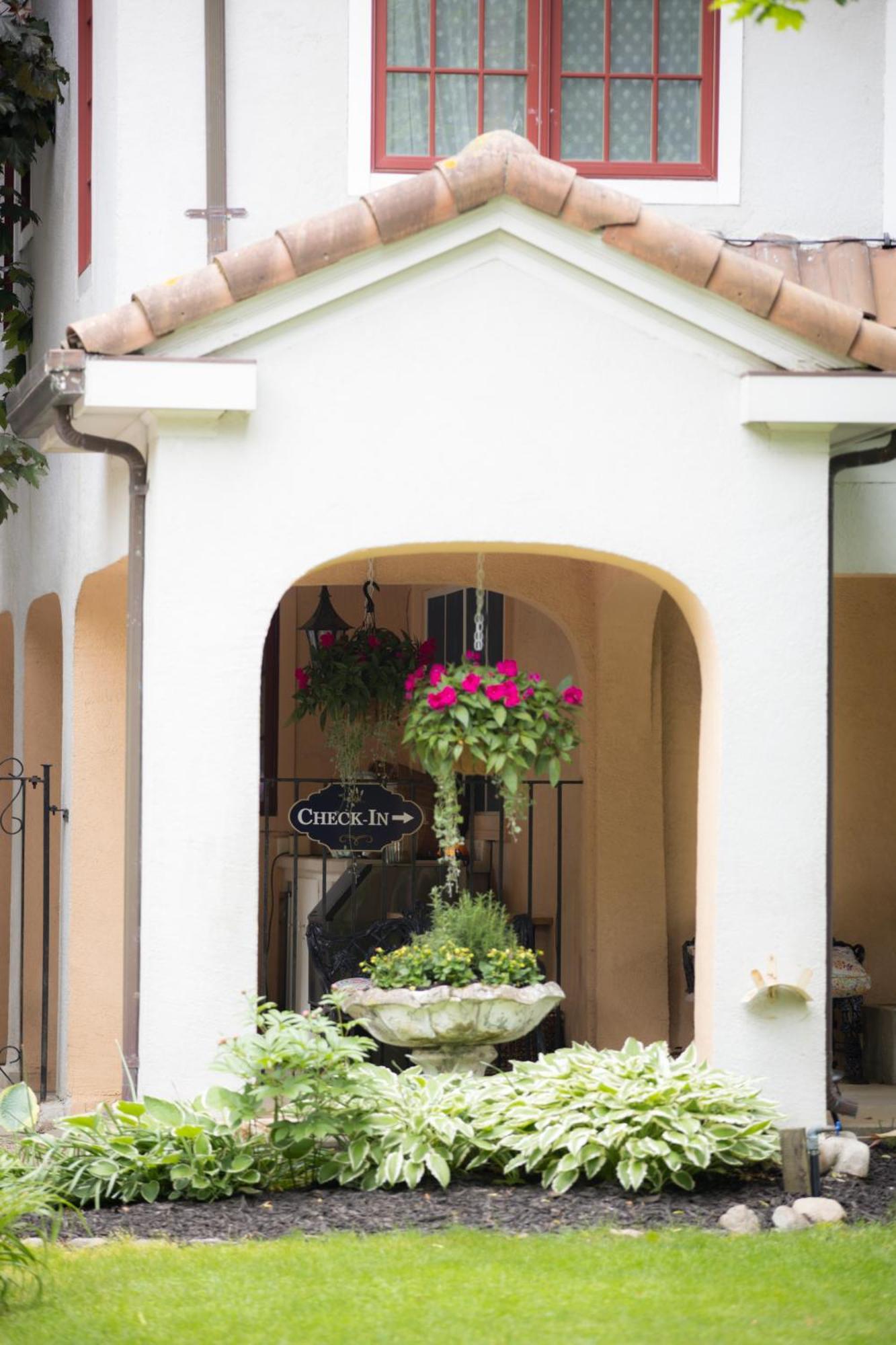 The Villa Bed And Breakfast Westerly Ngoại thất bức ảnh