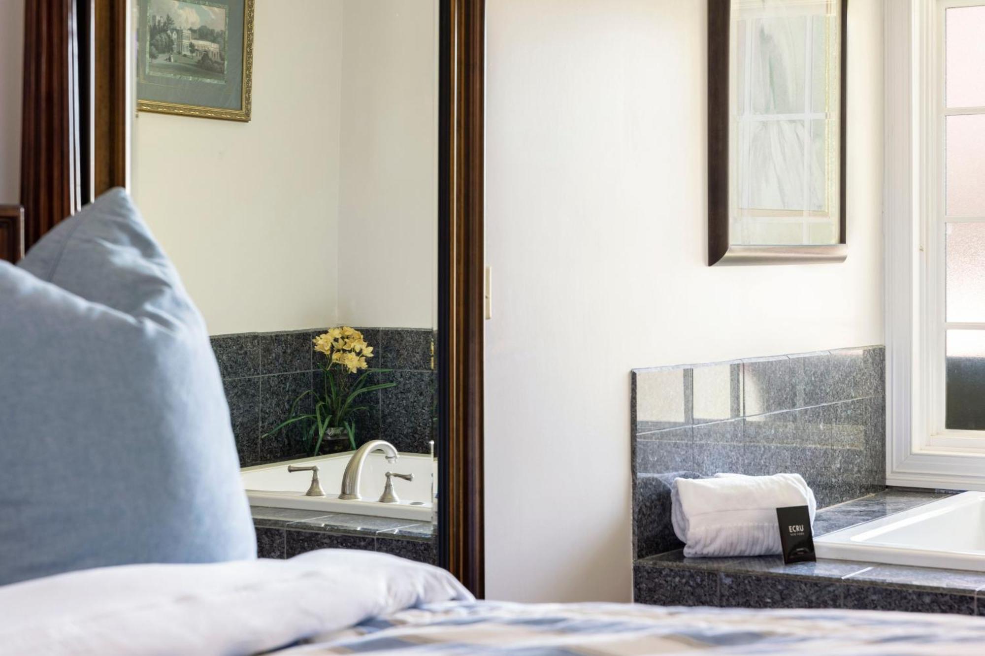 The Villa Bed And Breakfast Westerly Ngoại thất bức ảnh